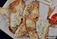 Everything You Need to Know About Flatbread Crackers