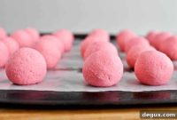 Chocolate-Covered Strawberry and Pink Velvet Cake Truffles