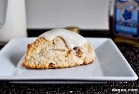 Maple Bacon Brown Sugar Scones Recipe — Flaky Sweet & Savory Treat