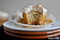 Snickerdoodle Cookie Cupcakes: Cinnamon Sugar Swirl Cupcake Recipe