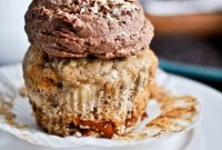 Banana Boat Cupcakes Recipe: Moist Banana Cupcakes with Gooey Topping