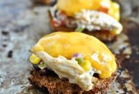 Southwest Chicken Slider Melts: Spicy Cheddar & Avocado Recipe