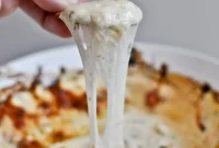 Creamy White Pizza Dip Recipe for Parties and Game Day