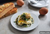 Baked Eggs with Fontina, Spinach, and Garlic Brown-Butter Breadcrumbs