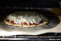 Cauliflower Crust Pizza: Crispy Low-Carb Recipe & Topping Ideas