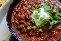 Slow-Cooker Pulled Pork Chili Recipe for Tender, Flavorful Meals