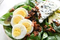Spinach Salad with Warm Bacon Dressing That Wows