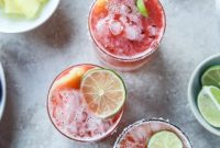 Strawberry-Pineapple Margarita Recipe: Refreshing Summer Cocktail