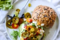 Queso Cheeseburgers with Avocado and Fresh Pico de Gallo