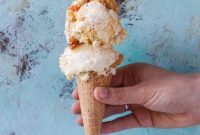 No-Churn Sugar-Roasted Peach Pie Ice Cream Recipe