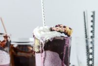 Black Raspberry Fudge Pie Milkshakes: Decadent Seasonal Recipe