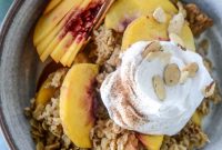 Baked Peach and Cream Oatmeal Bake: Warm Summer Breakfast Recipe