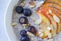 Blueberry Peach Chia Breakfast Bowls for Fresh Mornings