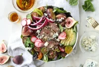 Gorgonzola-Crusted Steak Salad with Balsamic Glaze