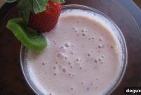 Strawberry Kiwi Smoothie Recipe: Creamy Refreshing Blend