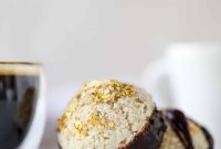 Irish Cream Coconut Macaroons with Chocolate Drizzle