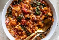 Tuscan Tomato, White Bean & Kale Soup Recipe