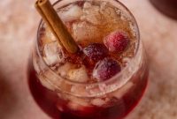 Cranberry Cobbler Smash Cocktail Recipe