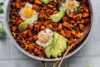 Chipotle Sweet Potato & Quinoa Skillet for Dinner