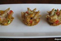 Savory Baked Mac and Cheese Cupcakes — Easy Party Bite Recipe