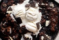 Decadent Oreo Chocolate Cobbler Recipe for Chocolate Lovers