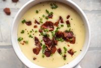 Chipotle Bacon Cauliflower and Potato Soup Recipe