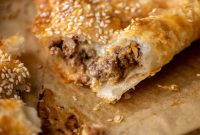 Cheeseburger Puff Pastry Pockets Recipe for Crowd-Pleasing Appetizers