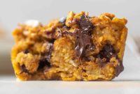 Pumpkin Baked Oatmeal Cups Recipe for Fall Meal Prep