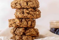 Apple Oatmeal Breakfast Cookies Recipe with Cinnamon & Raisins