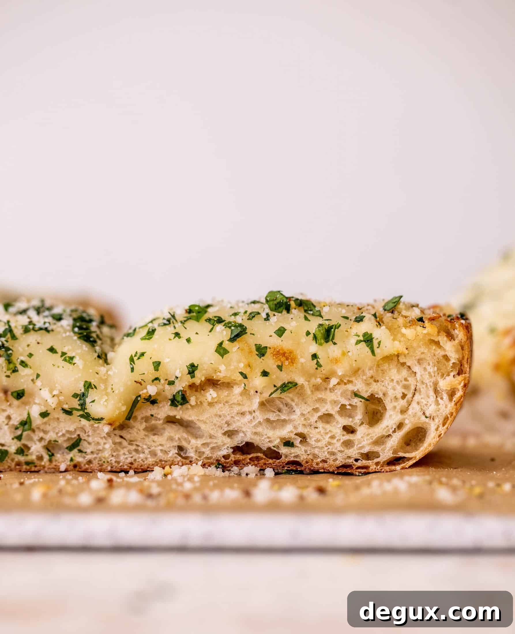 Crispy Spicy Cheesy Garlic Bread Recipe 2 cheesy spicy garlic bread