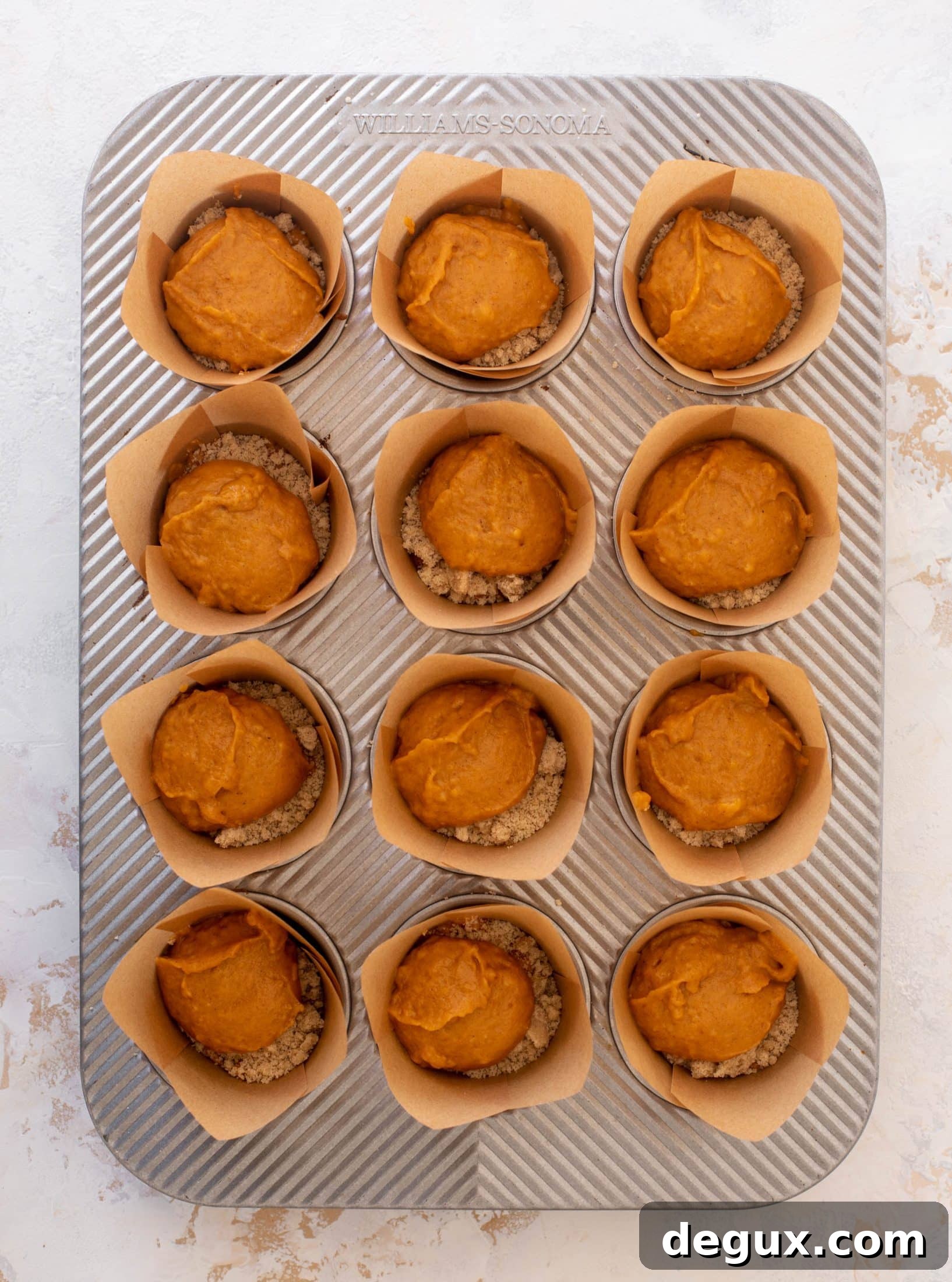 pumpkin coffee cake muffins