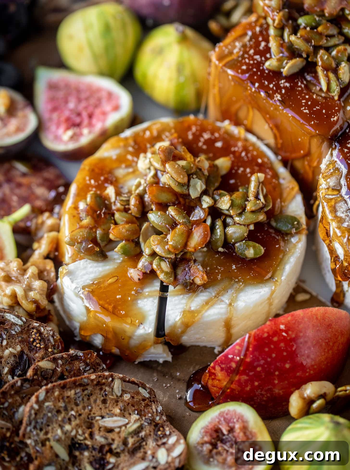 Thanksgiving Appetizers: Crowd-Pleasing Starters for Your Table 2 img 102283 1
