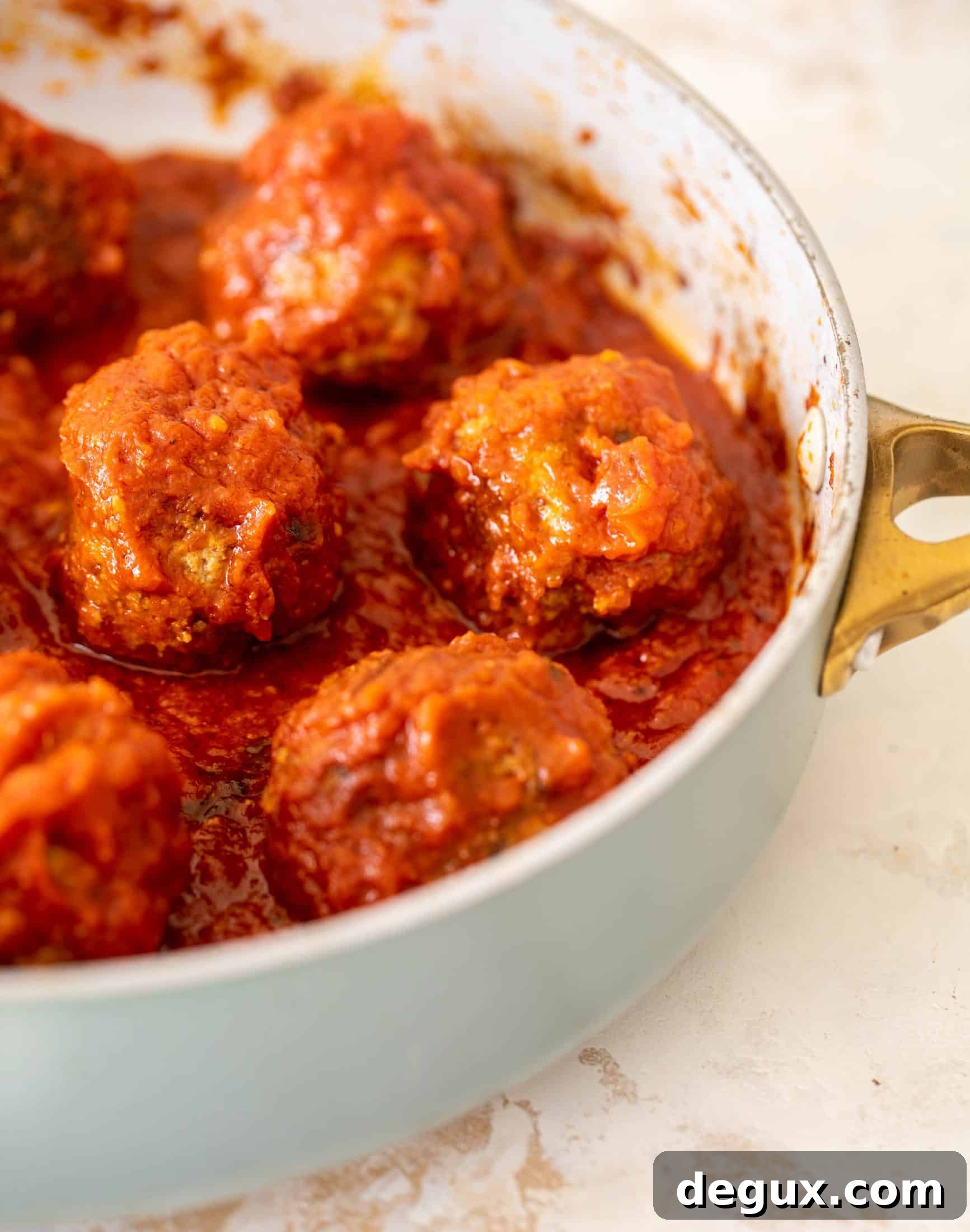 Make a Flavorful Meatball Salad Recipe for Weeknight Meals 4 meatball salad