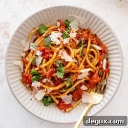 Bucatini in Winter Tomato Sauce with Roasted Garlic & Herbs 12 img 103741 11