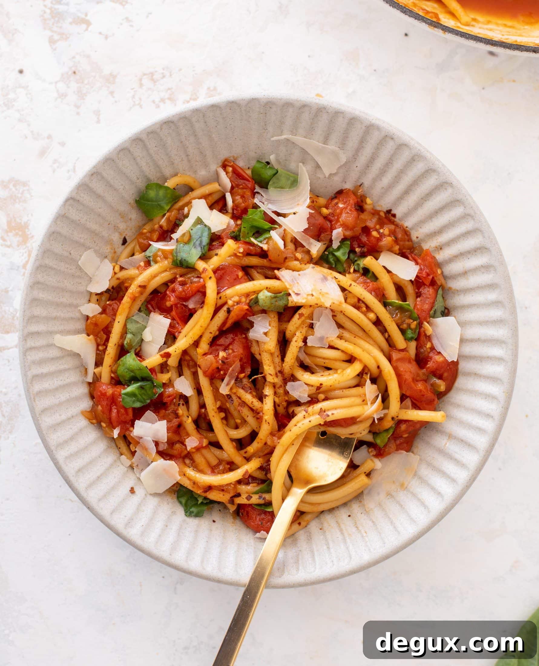 Bucatini in Winter Tomato Sauce with Roasted Garlic & Herbs 13 winter burst tomato sauce