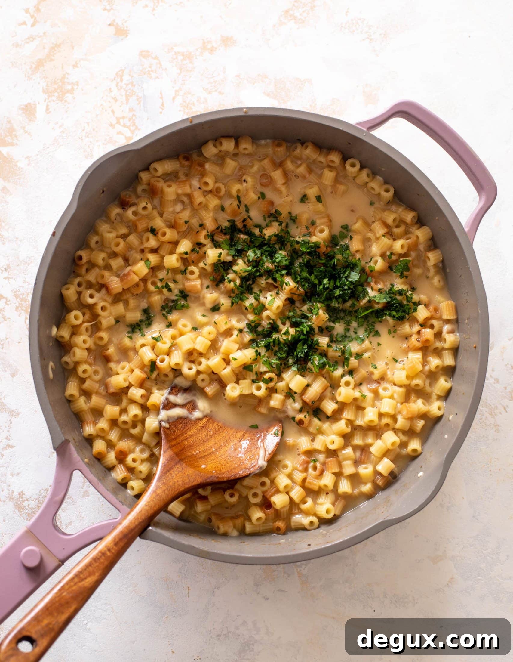 15-Minute Buttery Garlic Parmesan Pasta Recipe 6 15 minute garlic parmesan pasta