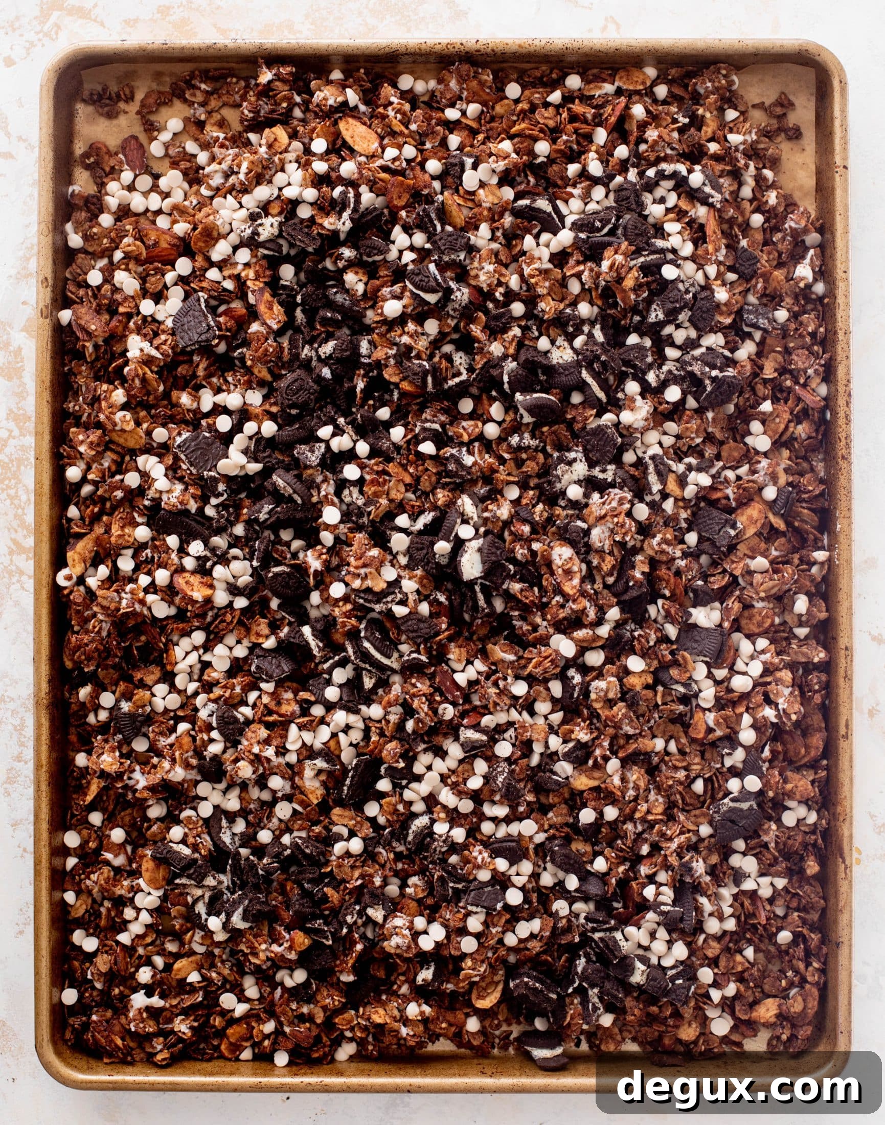 cookies and cream granola