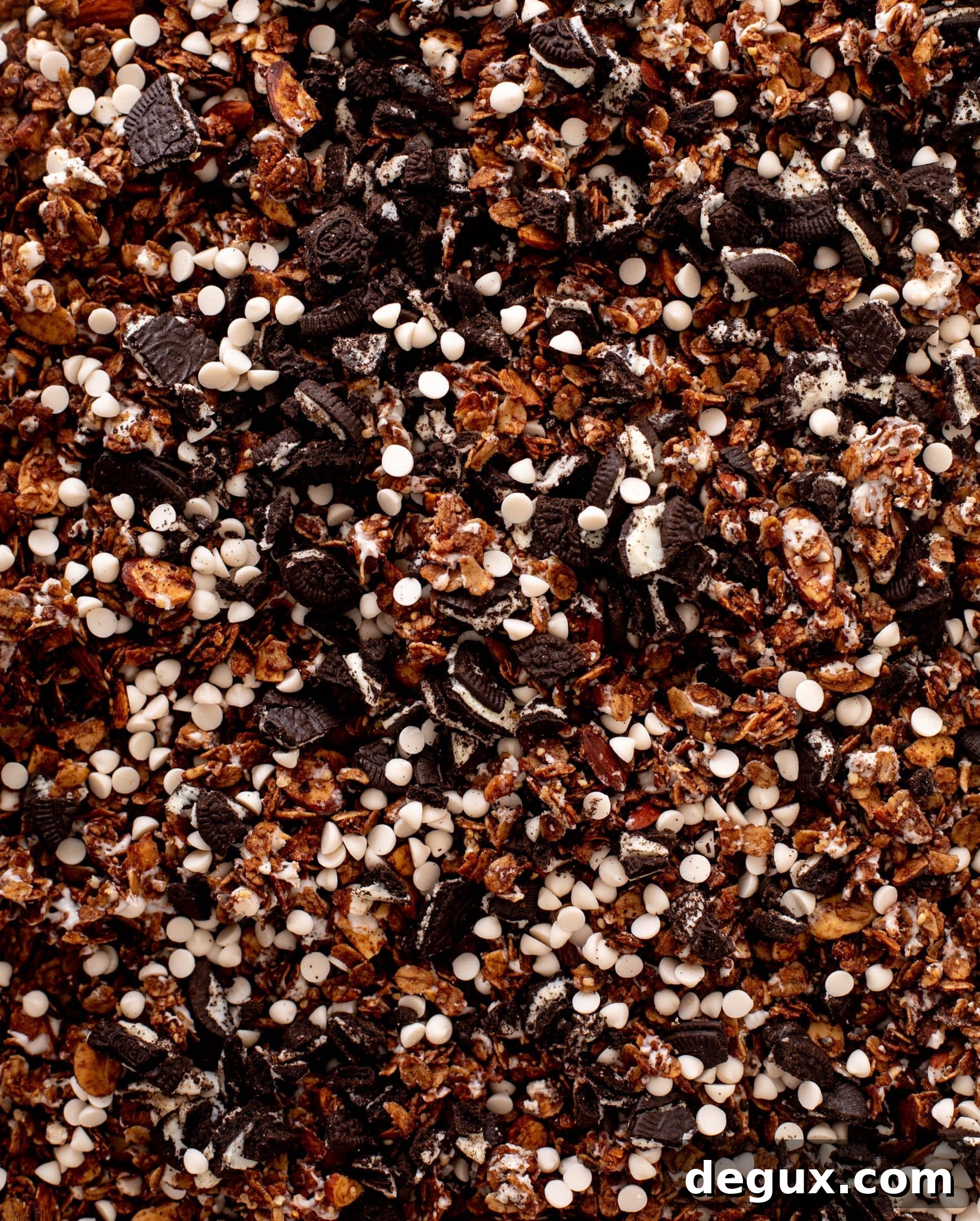 cookies and cream granola