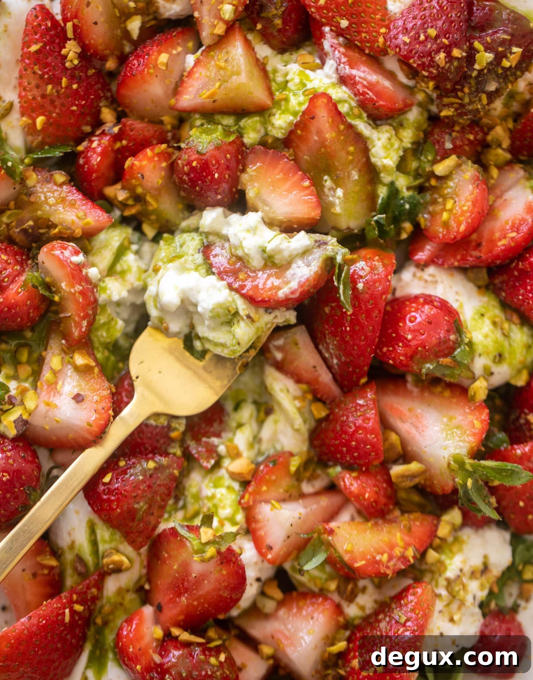 Strawberry and Burrata Salad with Balsamic Glaze Recipe 14 strawberry burrata salad