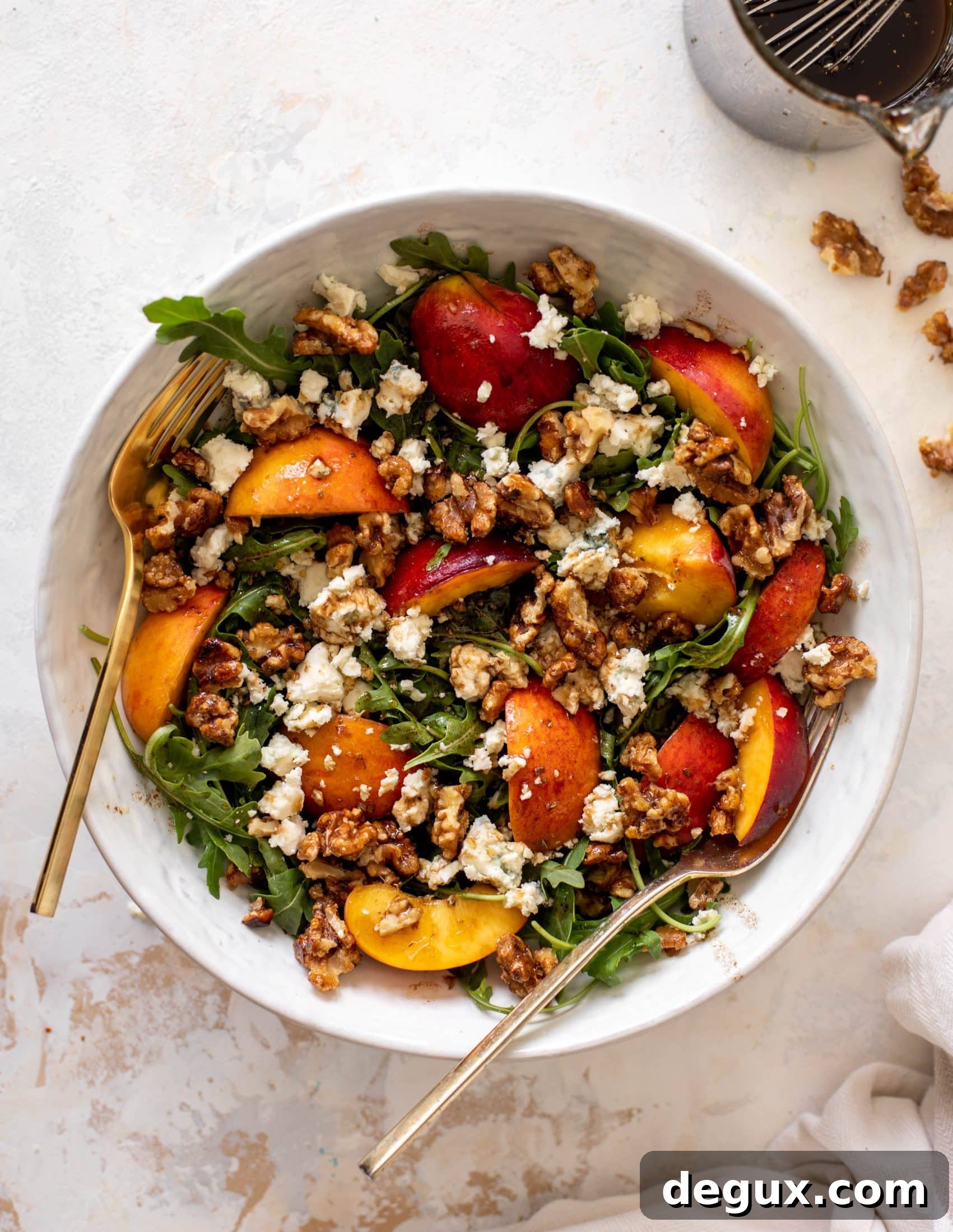 peach arugula salad with candied walnuts