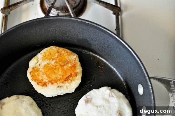 potato-2 frying pancakes