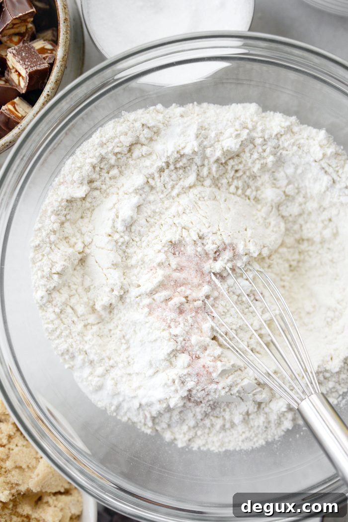 combine dry ingredients 