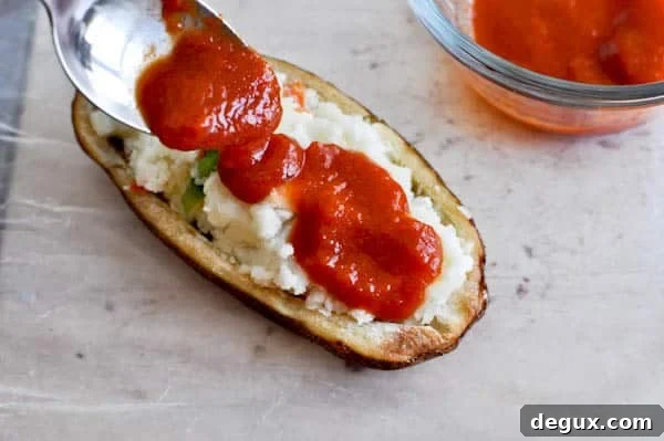 pizzapot-3 Stuffed potato with pizza toppings