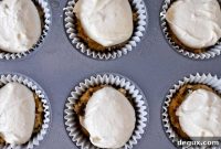 Vanilla Cupcakes with Chewy Chocolate Chip Cookie Bases