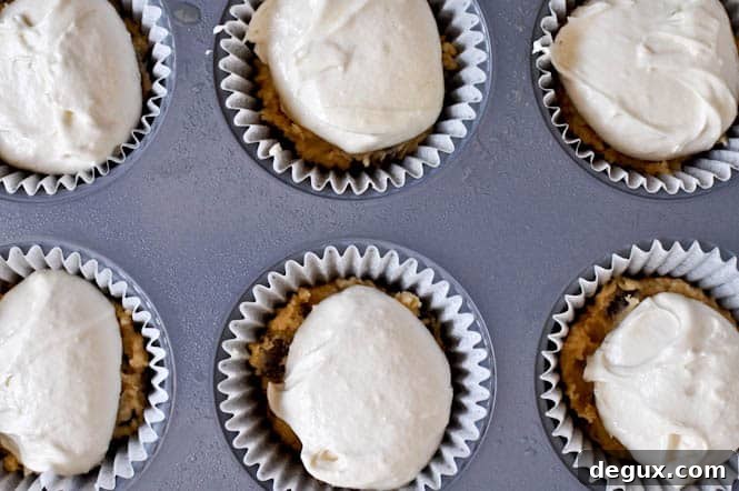 Chewy Chocolate Chip Cookie Bottomed Vanilla Cupcakes Chewy Chocolate Chip Cookie Bottomed Vanilla Cupcakes