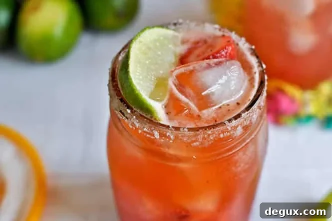 Fresh Strawberry Margaritas I howsweeteats.com