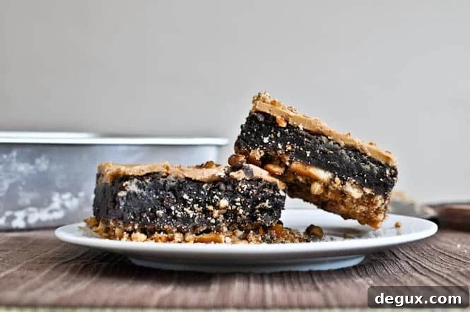 Brownie with pretzel crust