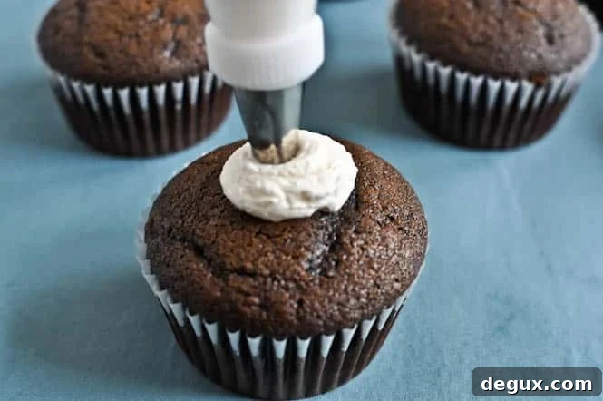 Squeeze frosting