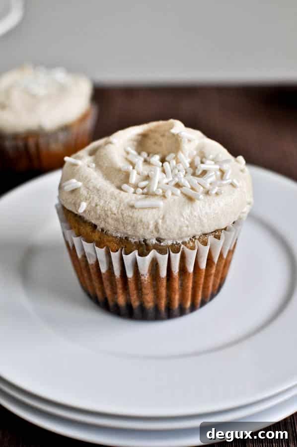 Brownie Banana Bread Cupcakes with Brown Sugar Frosting Brownie Banana Bread Cupcakes with Brown Sugar Frosting