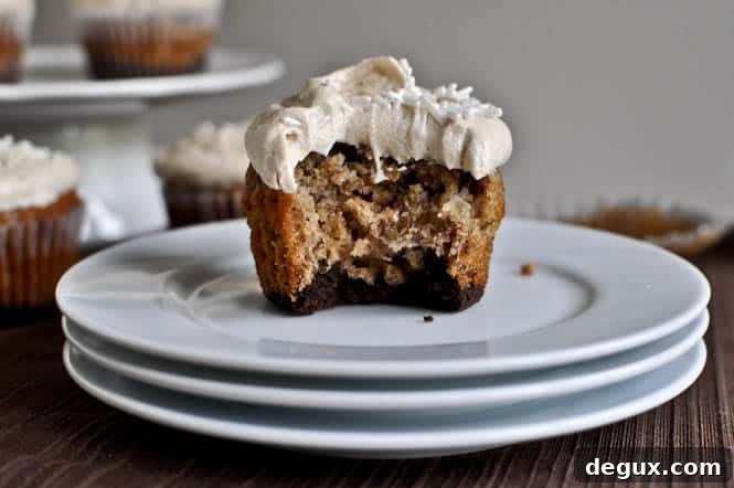 Brownie Banana Bread Cupcakes with Brown Sugar Frosting Brownie Banana Bread Cupcakes with Brown Sugar Frosting